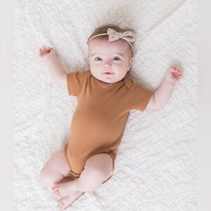 Colored Organics Ginger Classic Short Sleeve Bodysuit - Various Sizes - NWT!